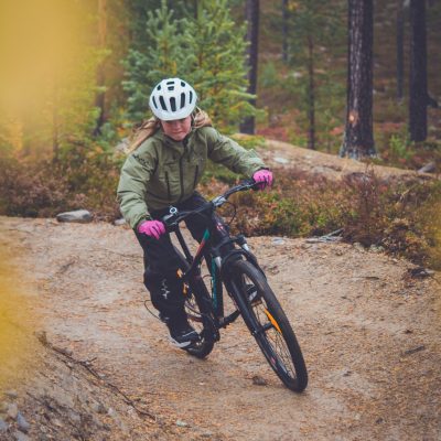 cykling i flowtrail i Tännäs